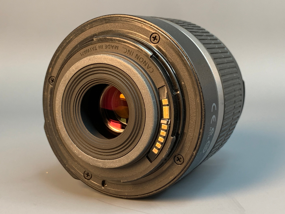 Canon 18-55mm 3.5-5.6 IS, нерабочий