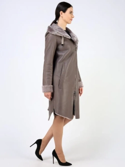 Дубленка зимняя натуральная с капюшоном