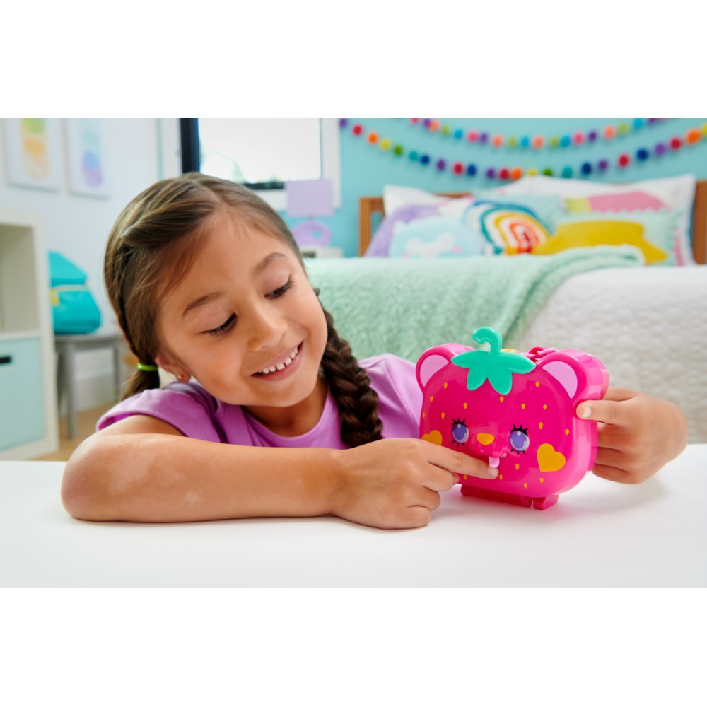 Polly Pocket - Земляничный медвежонок Компактный набор 2 куклы + аксессуары HRD35