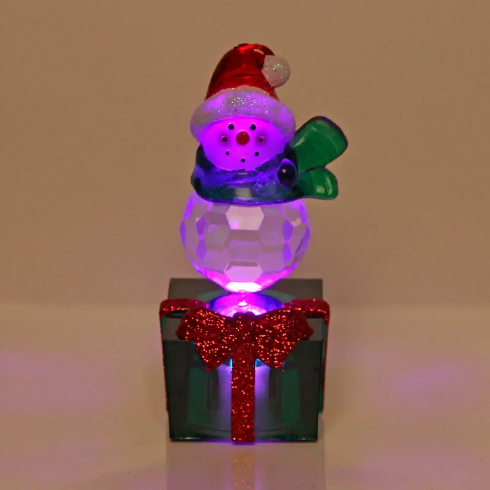 Фигурка с подсветкой «Снеговичок в шарфике на подарке» 9 см