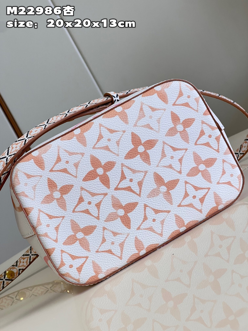 Louis Vuitton NeoNoe BB