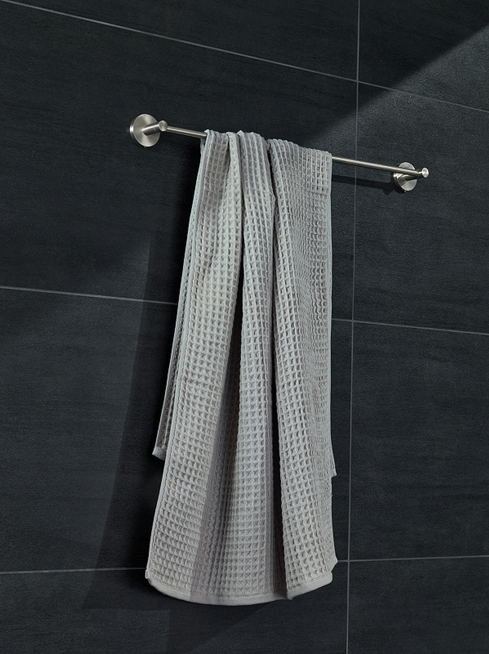 Полотенцедержатель Grohe Essentials 40366AL1 Темный графит матовый