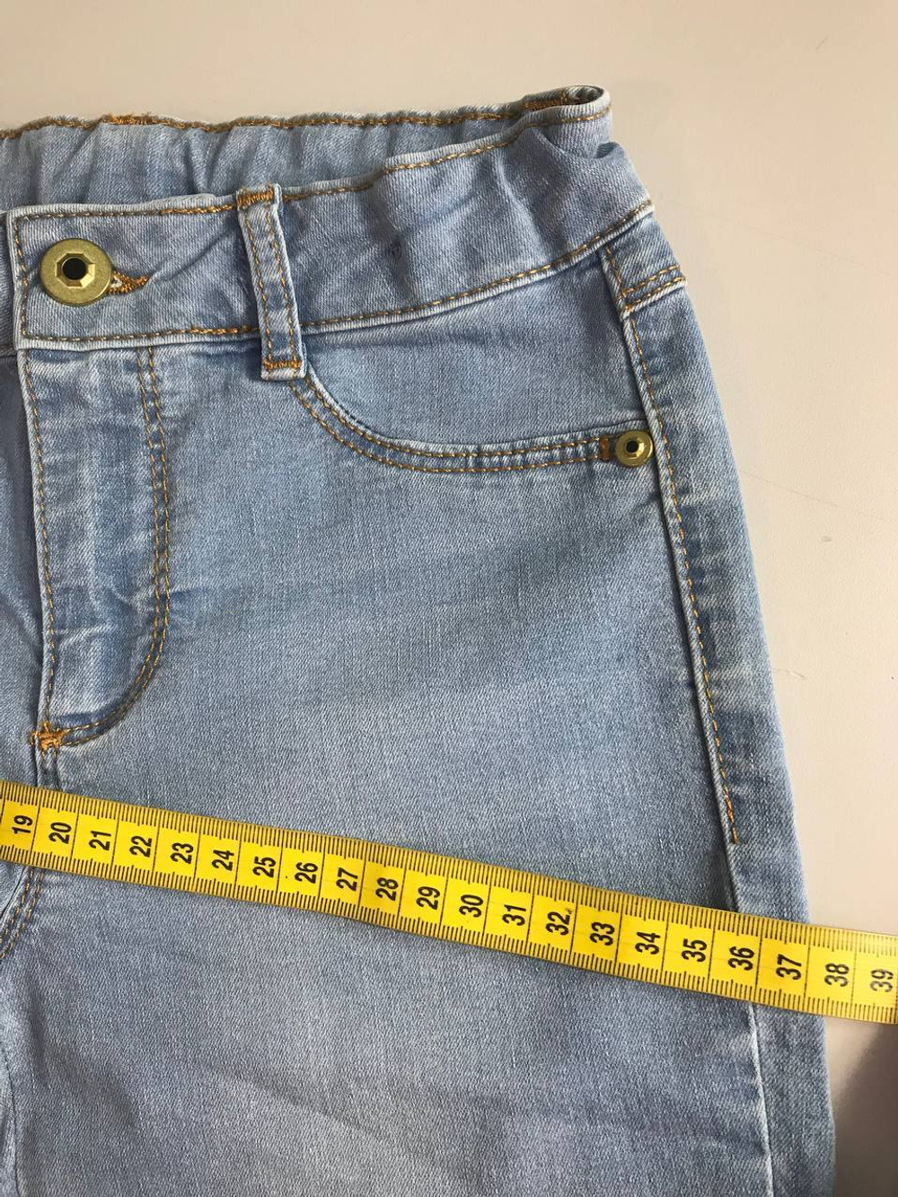 Джинсы LC Waikiki с кружевными вставками, на 8/9 лет