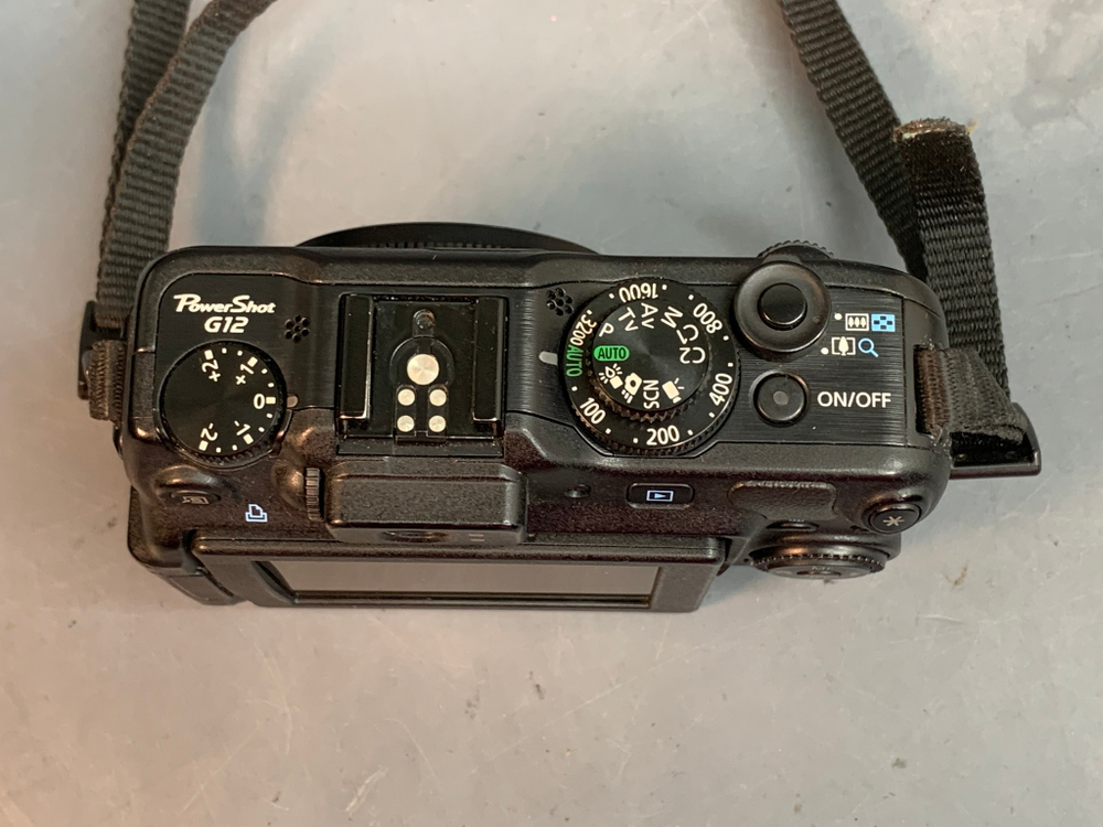 Canon PowerShot G12 с дефектом