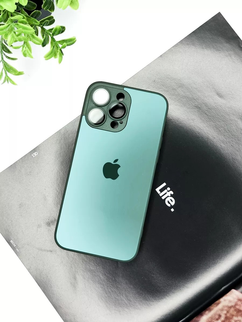 Чехол стеклянный с MagSafe, на iPhone 14 Pro Max, Candling Green - Зеленый