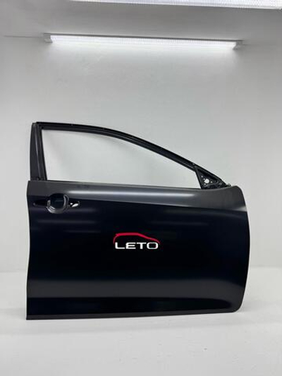 Дверь передняя правая 67001-33201 6700133201