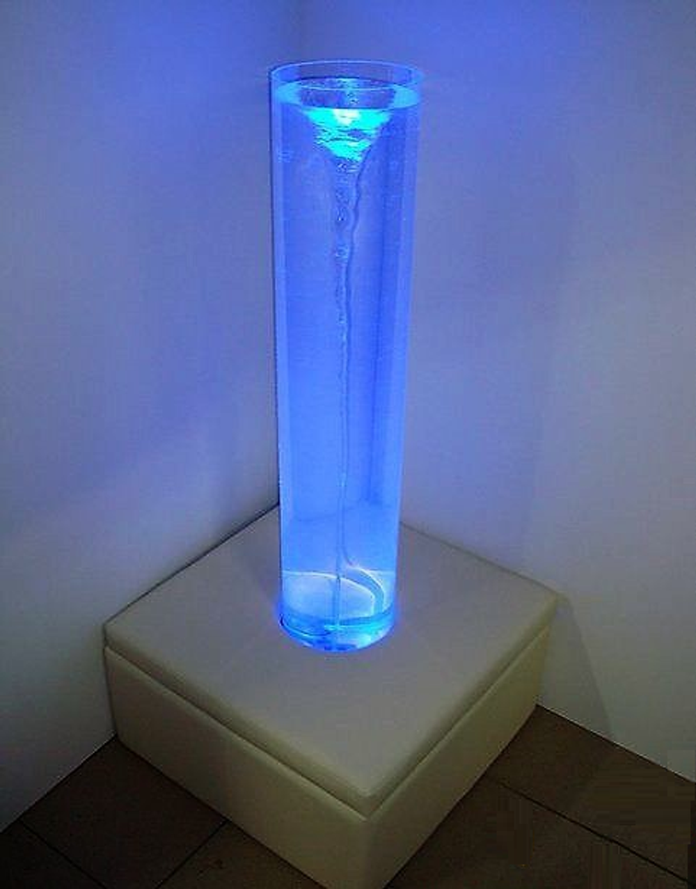 Интерактивная вихревая колонна с пультом управления