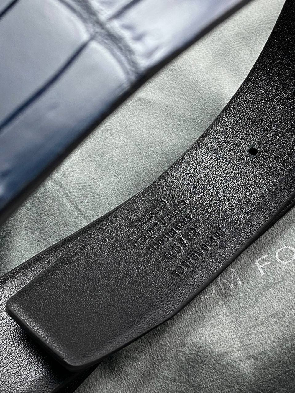 Ремень Tom Ford из кожи крокодила