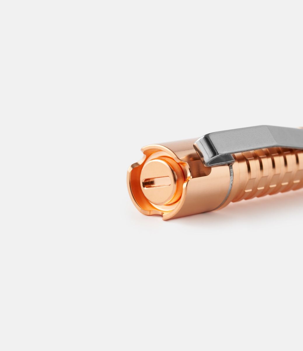 Rey Light Pinapple Mini Copper — фонарик из меди