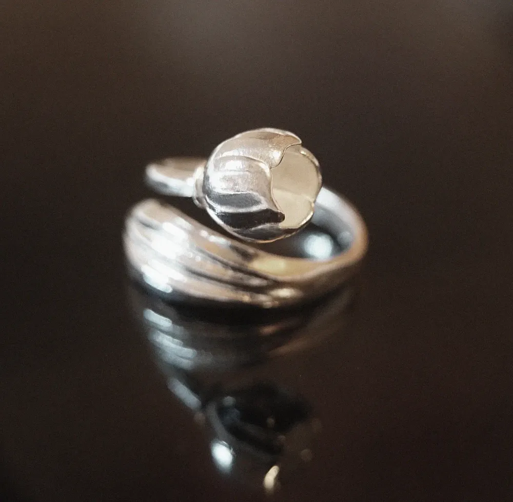 Кольцо Тюльпан