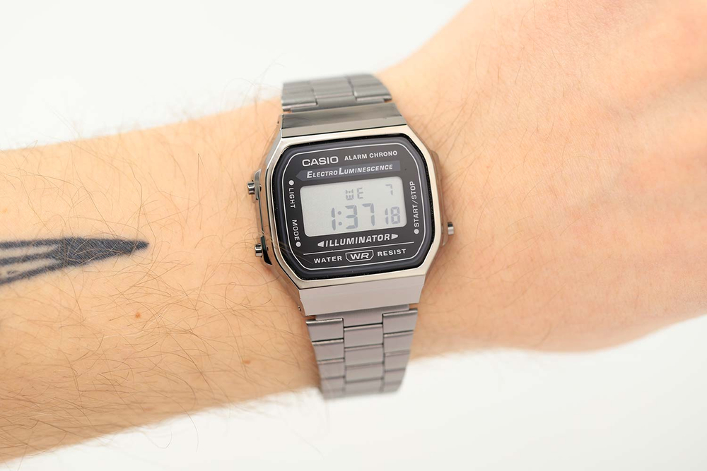 Часы Casio A168WEGG-1AEF