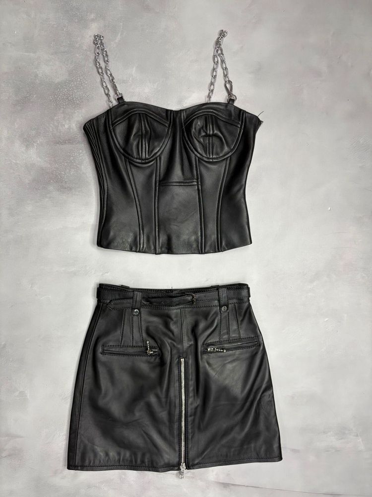 Топ Yves Saint Laurent