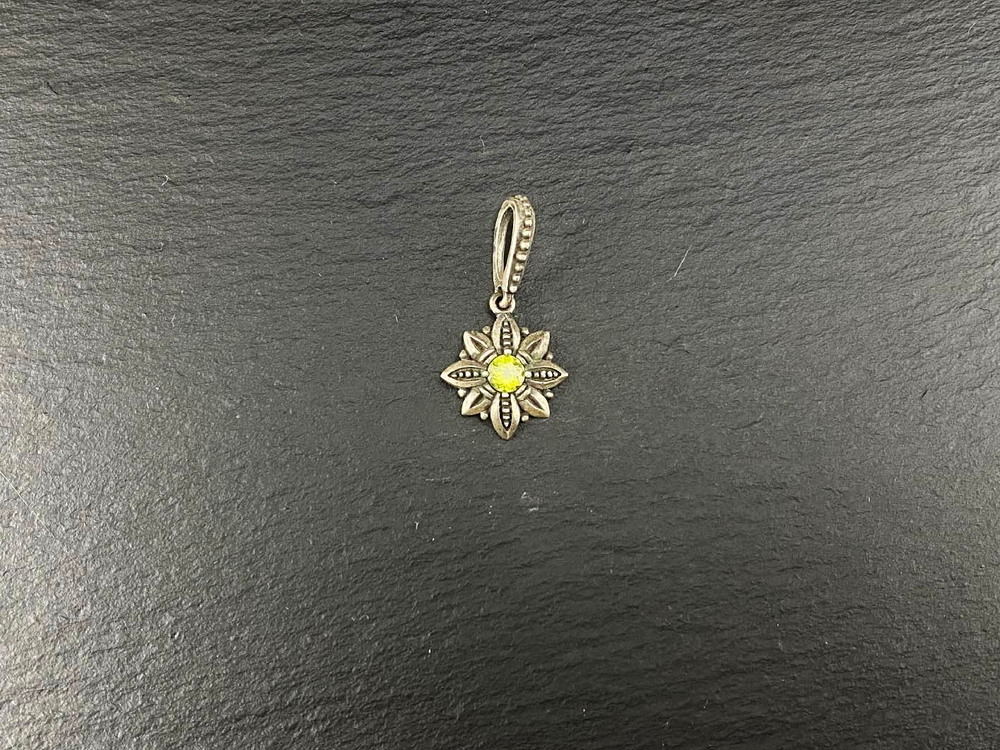 Подвеска.  Огнецвет