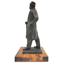 Динес Ю. С. Владимир Гиляровский. Бронза. 2000 г.