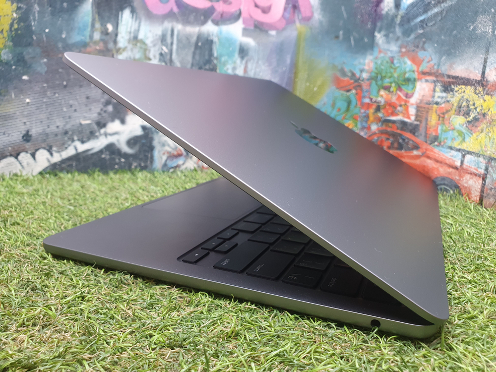 MacBook Air 13 2024 m3 A3113 43циклов