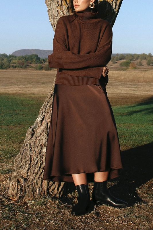 Ботинки-казаки из кожи, черный