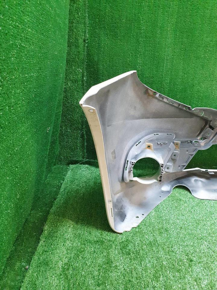 Бампер передний Lada Granta (2018-н.в.)