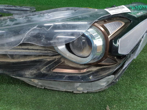 Битая Фара левая Genesis G70 (2017-2021) LED