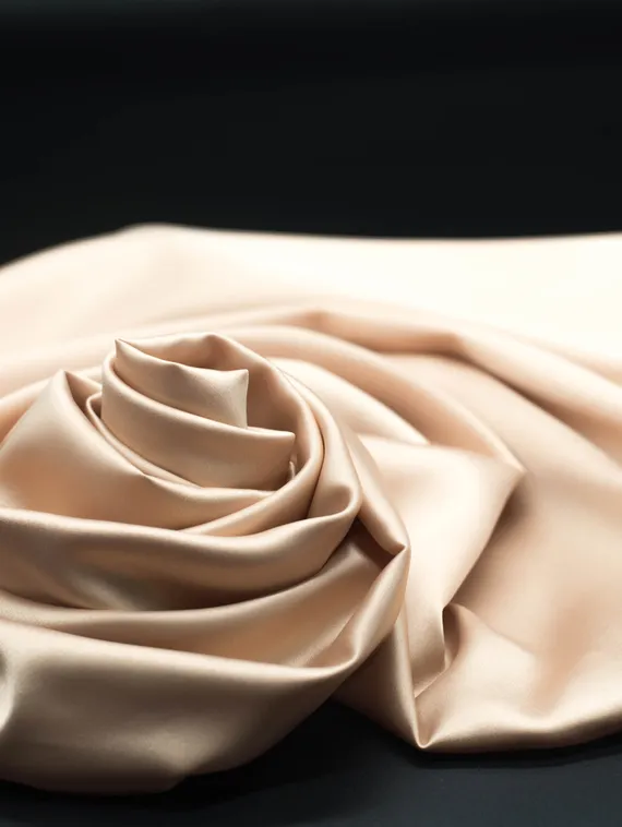 Атлас-стрейч бельевой, Италия, бежевый