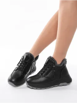 Кроссовки зимние