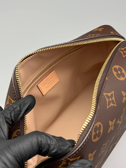 Косметичка Louis Vuitton