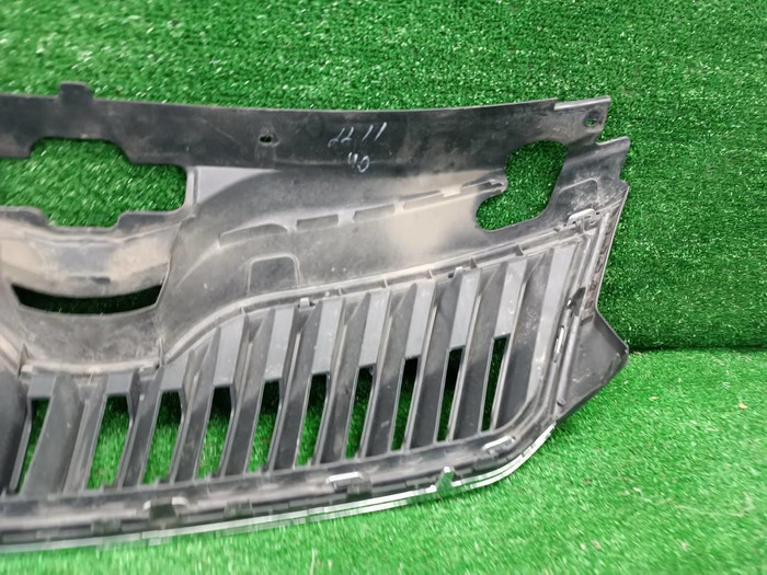 Решетка радиатора Skoda Rapid 1 (2012-2020)