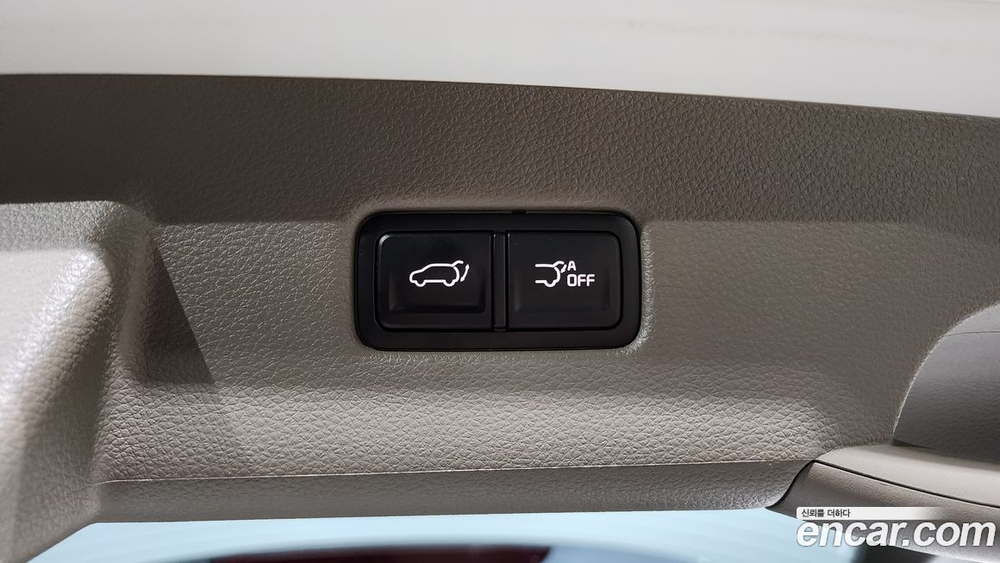 Kia Carnival (Sedona) 4 Generation Бензин 9-и местный Noblesse (12.2022)