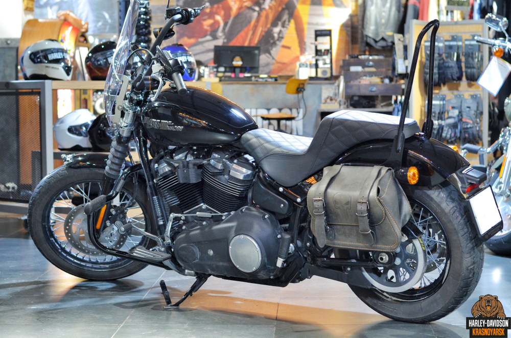 Harley-Davidson Street Bob, 2020