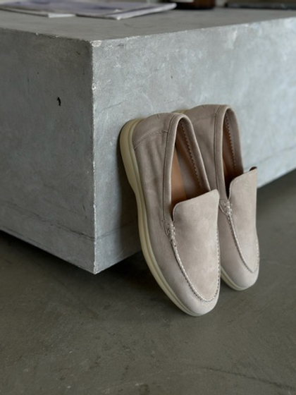 Лоферы из натуральной замши