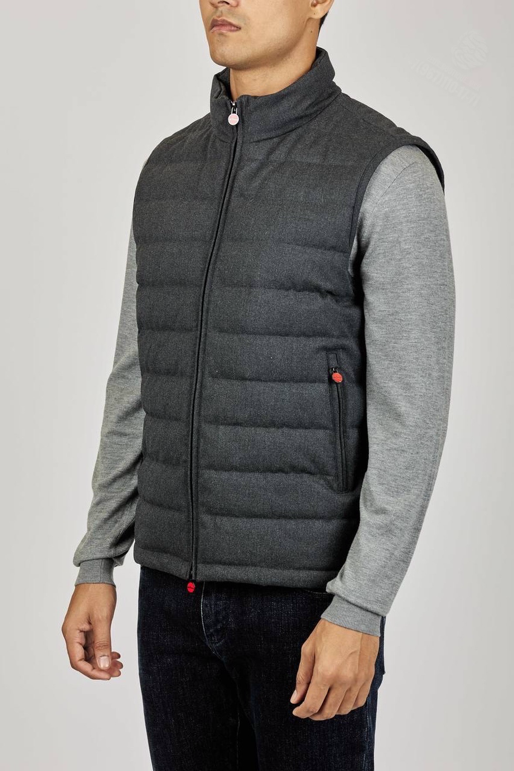 Жилет Kiton
