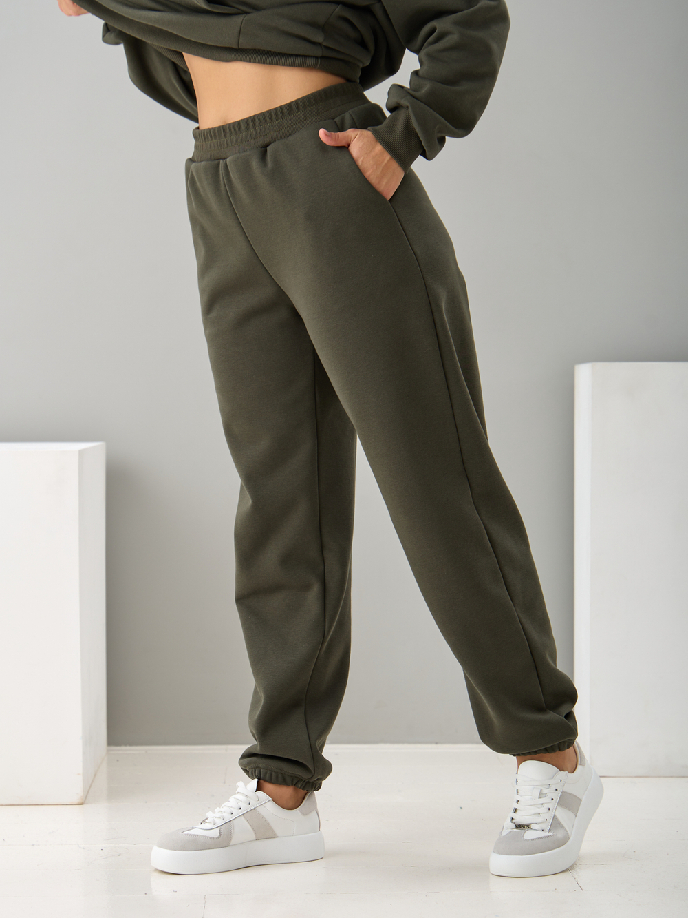 Костюм с брюками КБис-091/хаки-п