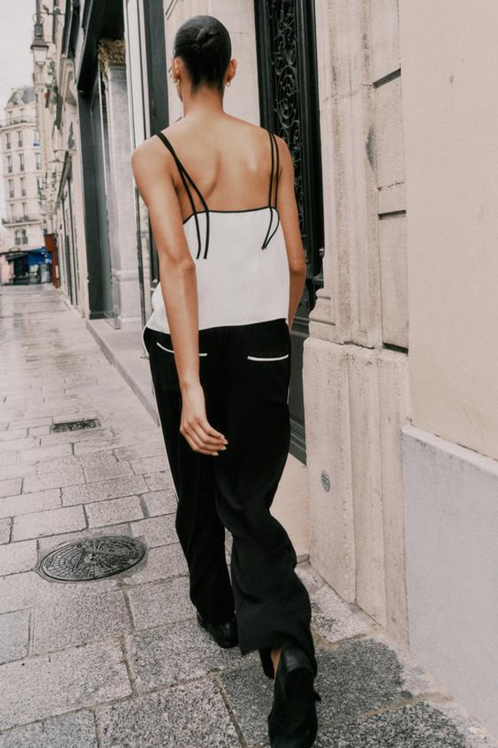 ZARA БРЮКИ С КОНТРАСТНОЙ ОТДЕЛКОЙ, ЧЕРНЫЙ