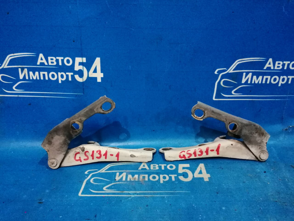 Петля капота левая TOYOTA CROWN 1991