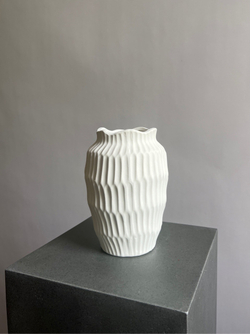 Ваза керамическая, белая, 14*14*21 см