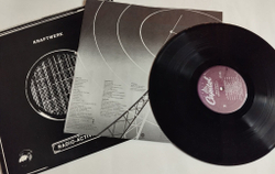 Винтажная виниловая пластинка LP Kraftwerk Radio Activity (USA 1975)