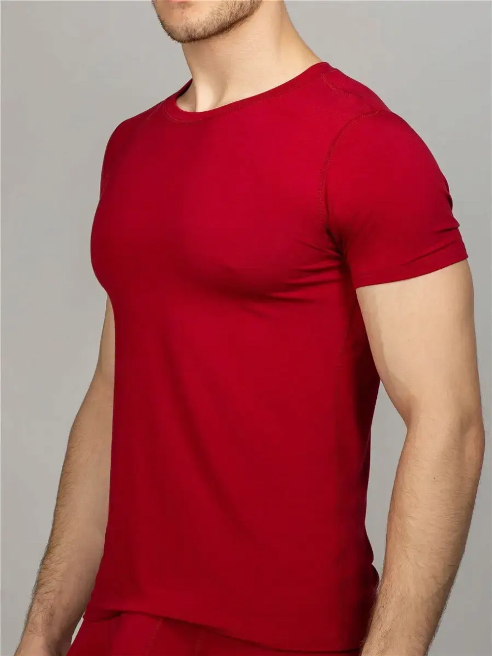 Футболка спортивная однотонная