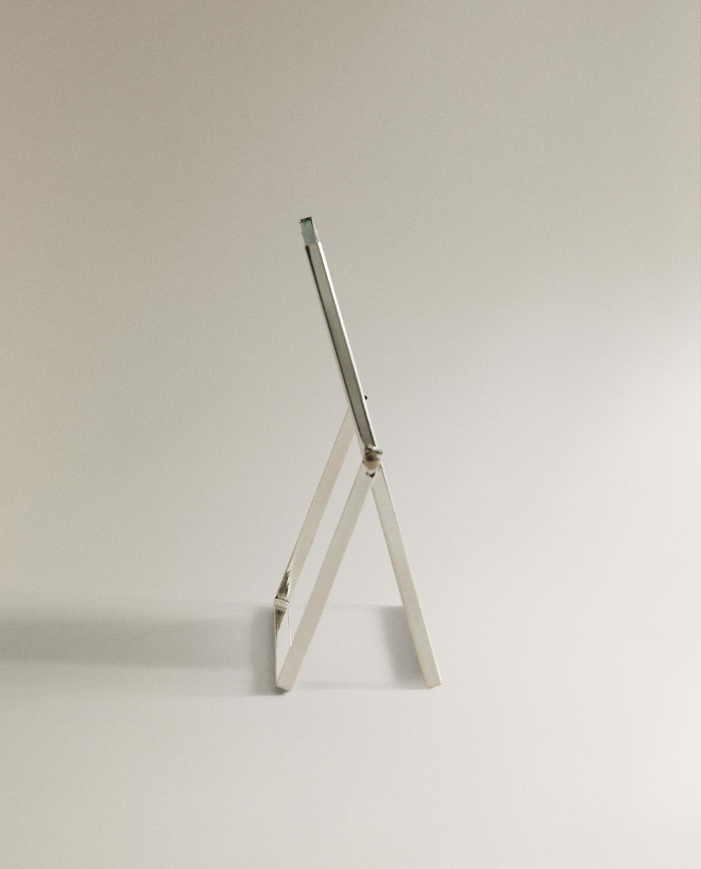 Zara Home Фоторамка из стекла, цвет серебристый, 13.4 см