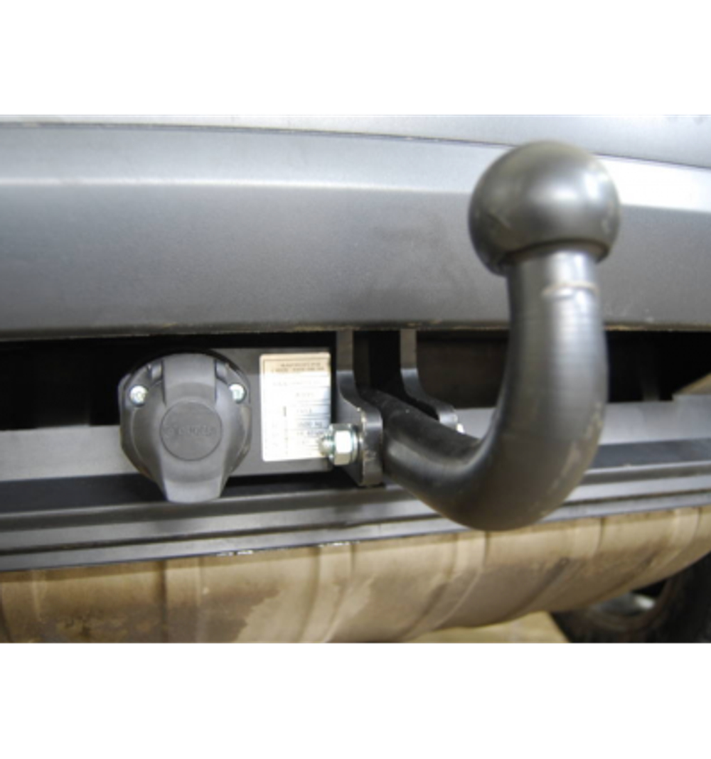 Фаркоп IMIOLA W.031 Volkswagen Touareg 2003-2010, Touareg 2010-, Porsche Cayenne 2003-2010, 2010-(паспорт и сертификат в комплекте)(без электрики)