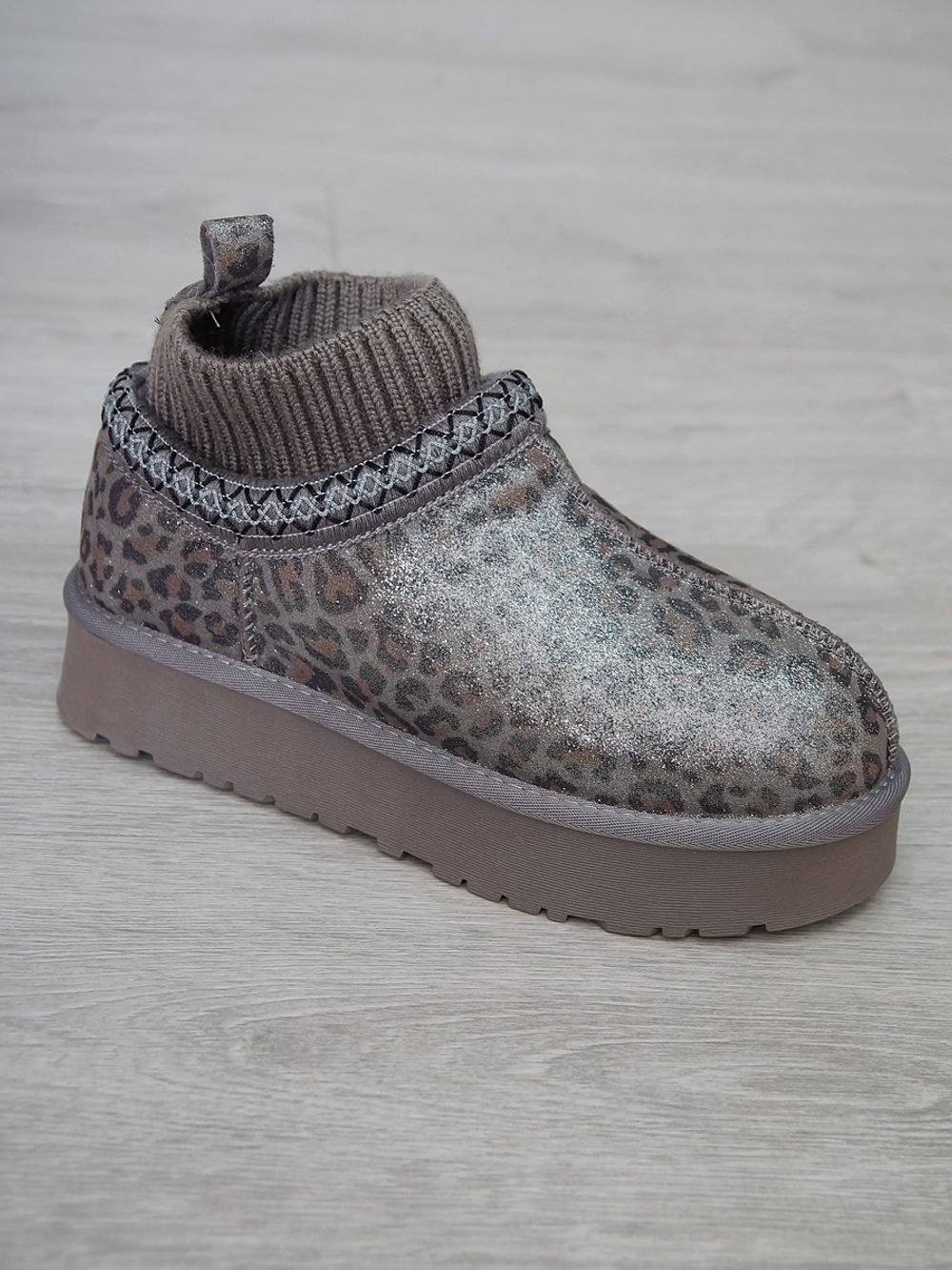 Угги женские зимние