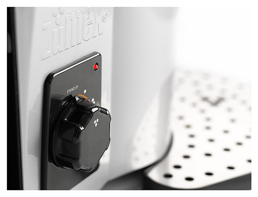 Соковыжималка универсальная Zumex Multifruit Black
