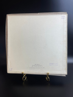 Комплект из 2 LP в боксе Белый Бим Чёрное ухо инсценировка С. Богомолова по повести Г. Троепольского , виниловые пластинки 12 дюймов , СССР Мелодия 1979 год