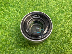 Sony 50mm 1.8 OSS (SEL-50F18)