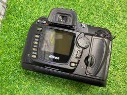 Nikon D70s