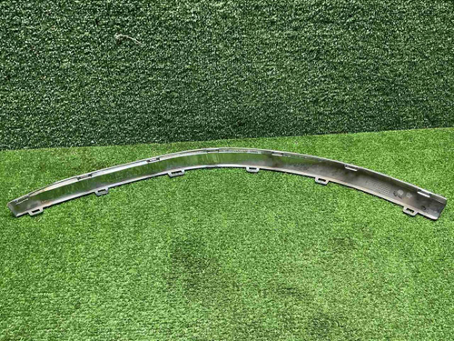 Молдинг заднего бампера правый VW Touareg 3 18-23