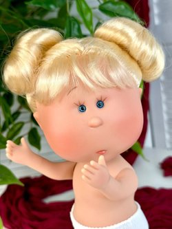 Кукла Nines виниловая 30см MIA без одежды (3000W52)