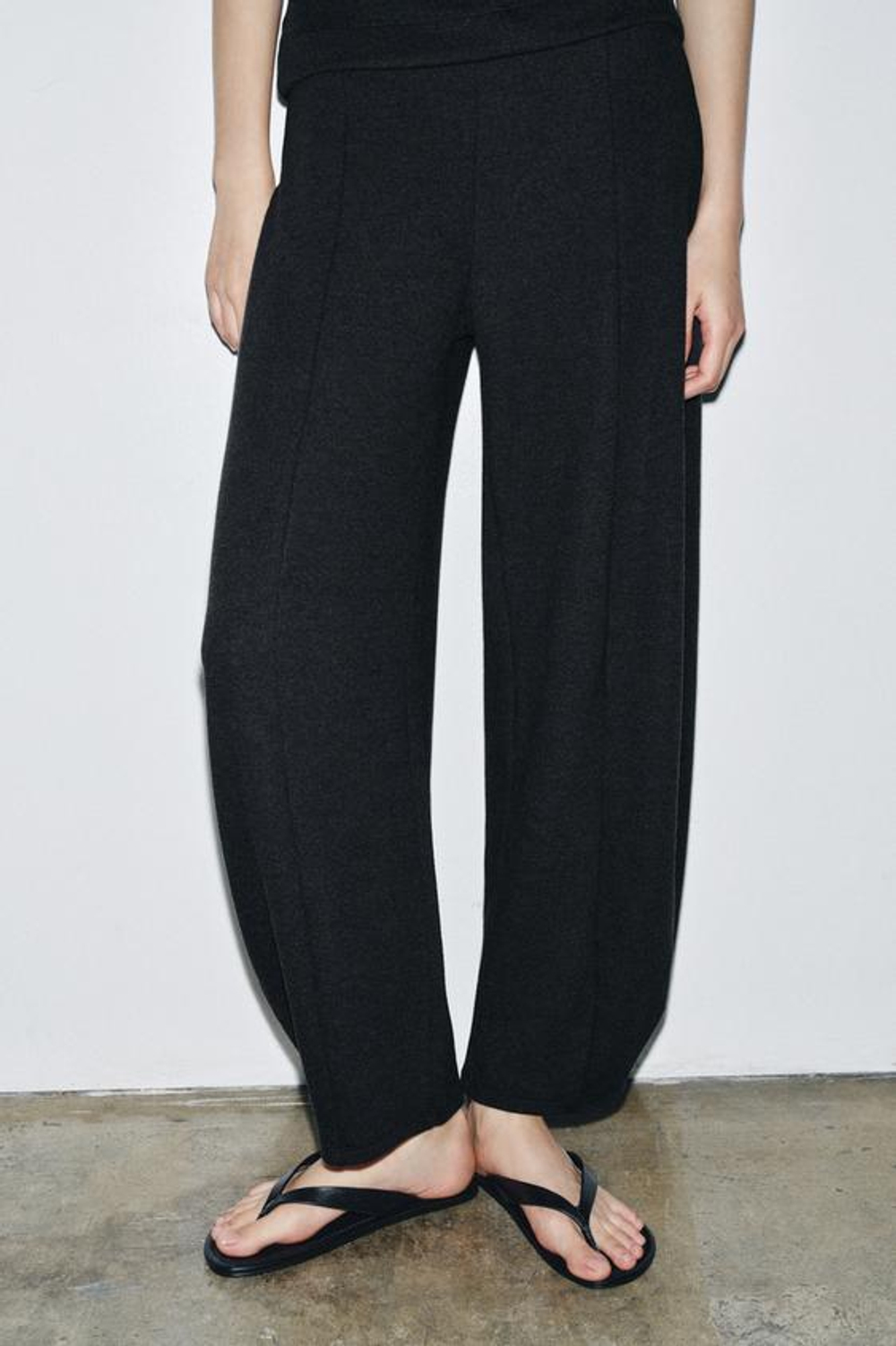 ZARA МЯГКИЕ ШИРОКИЕ БРЮКИ, ЧЕРНЫЙ МЕЛАНЖ