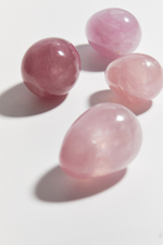 Яйцо из розового кварца M