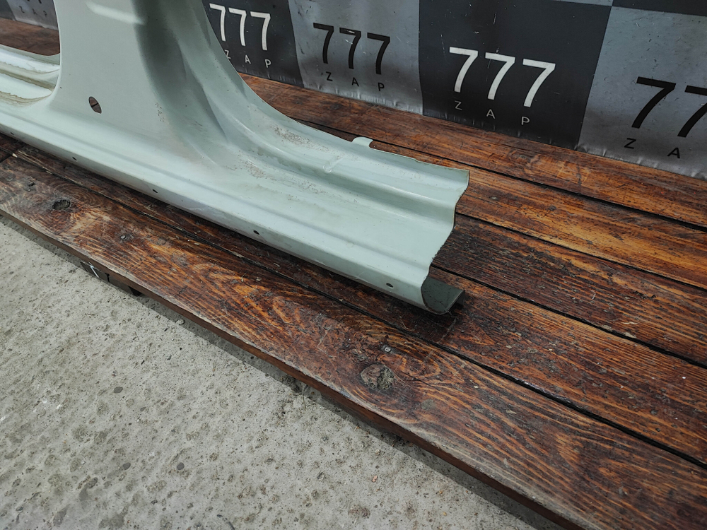 Боковина левая LADA Vesta 15-нв Новая Оригинал 8450102327