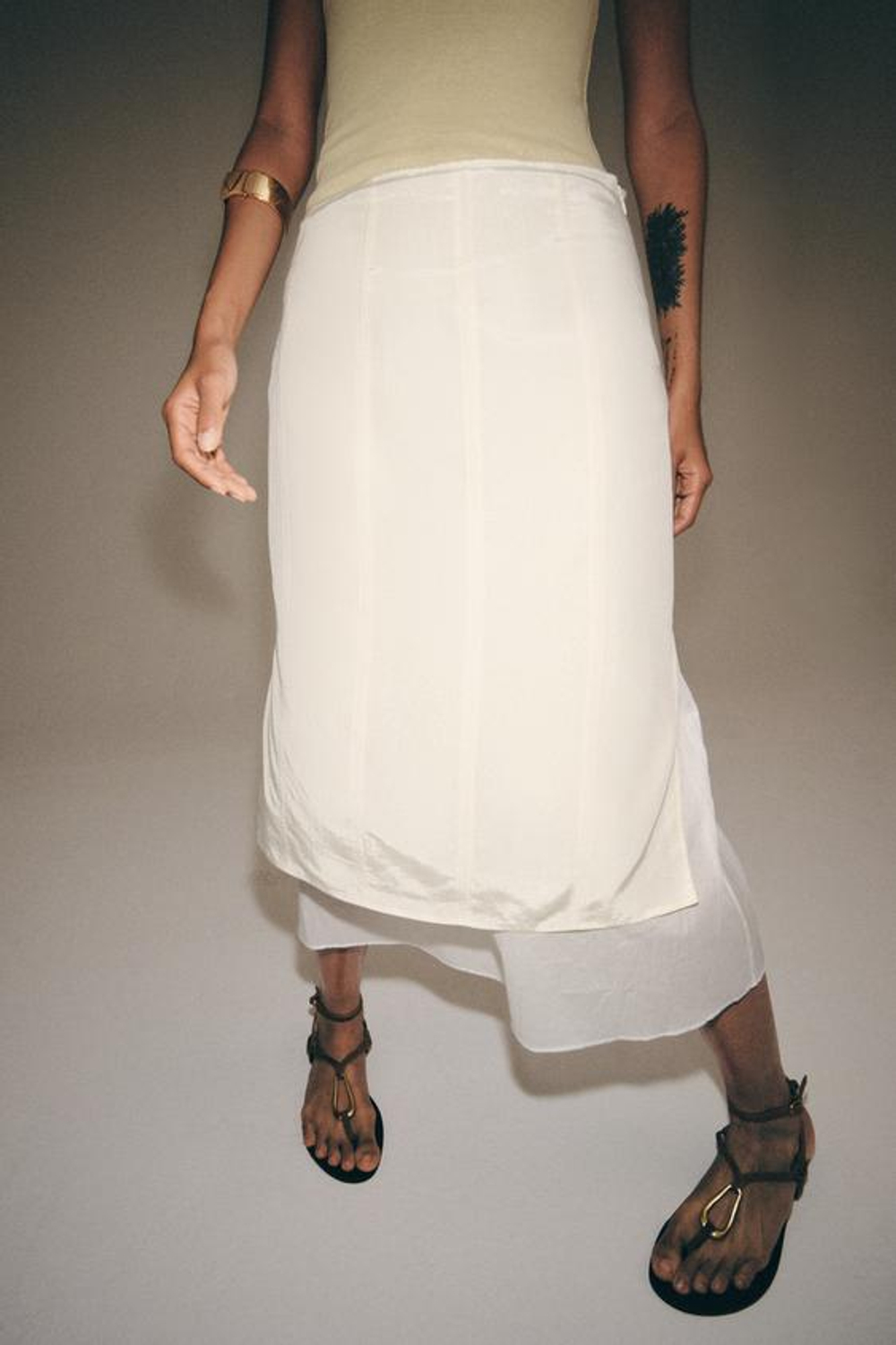 ZARA КОМБИНИРОВАННАЯ ЮБКА МИДИ — ZW COLLECTION, ЭКРЮ