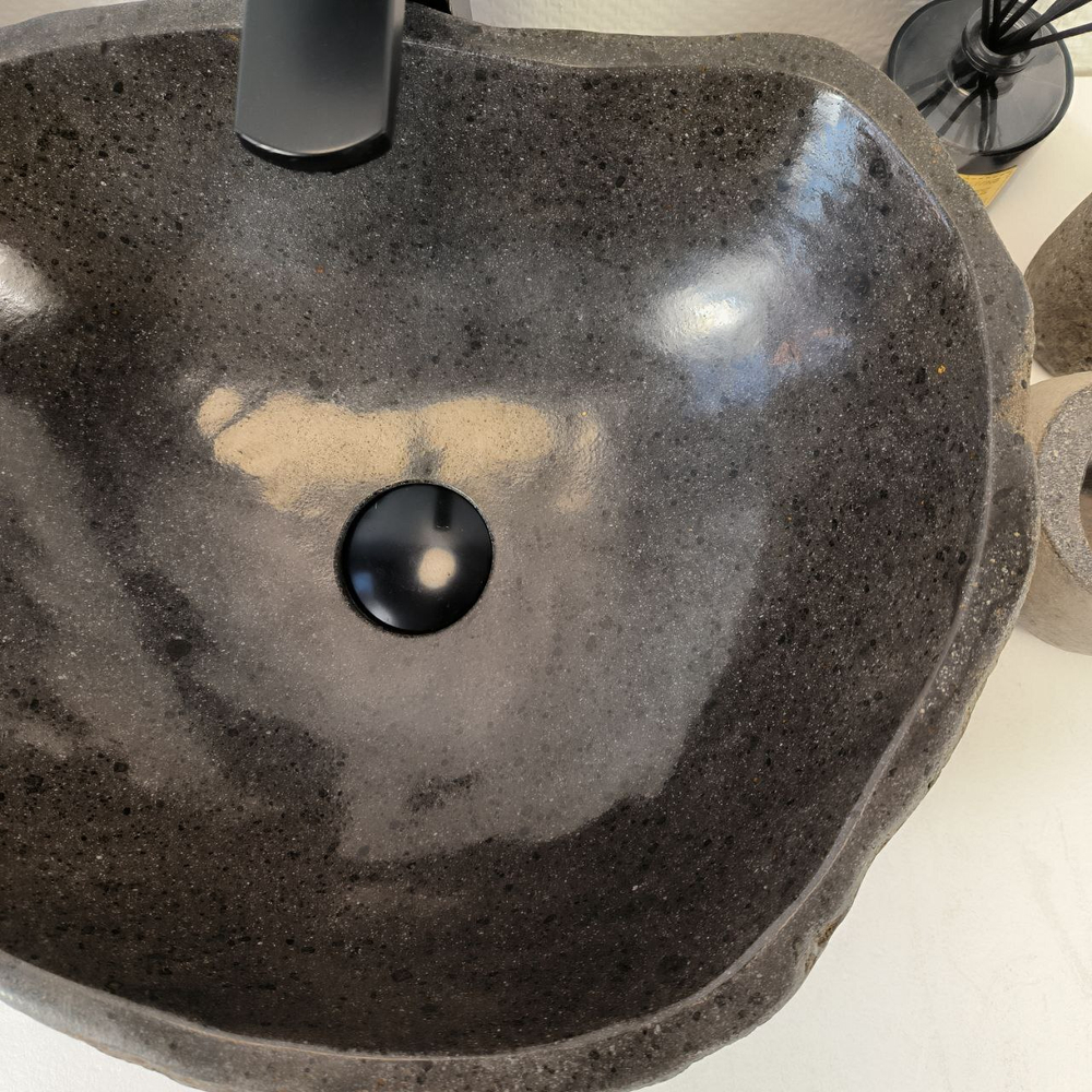 Раковина из речного камня RS-65371 45*37*15 0856